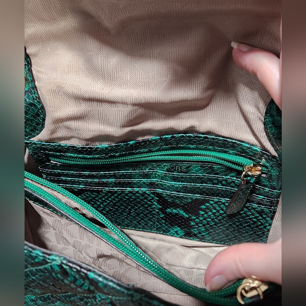 Michael Kors Green Snake Crossbody - Picture 12 of 15